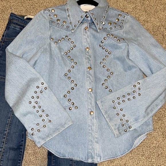 Understated Leather Bluegrass Shirt - Picture 4 of 10